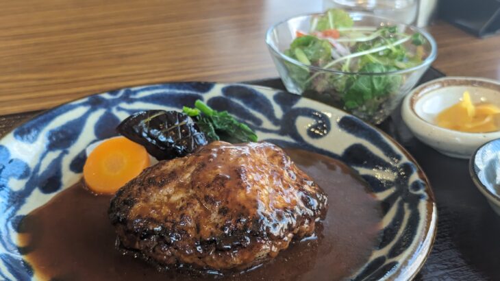 【神戸・大倉山駅】くせになる味、自家製ケチャップ：cafe&restaurant まどい