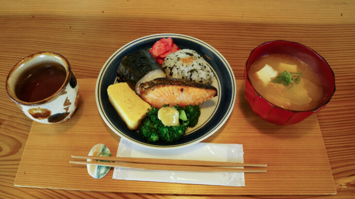 【神戸・花隈】１日をきちんと始められる朝ごはん：夕方食堂コノリザ